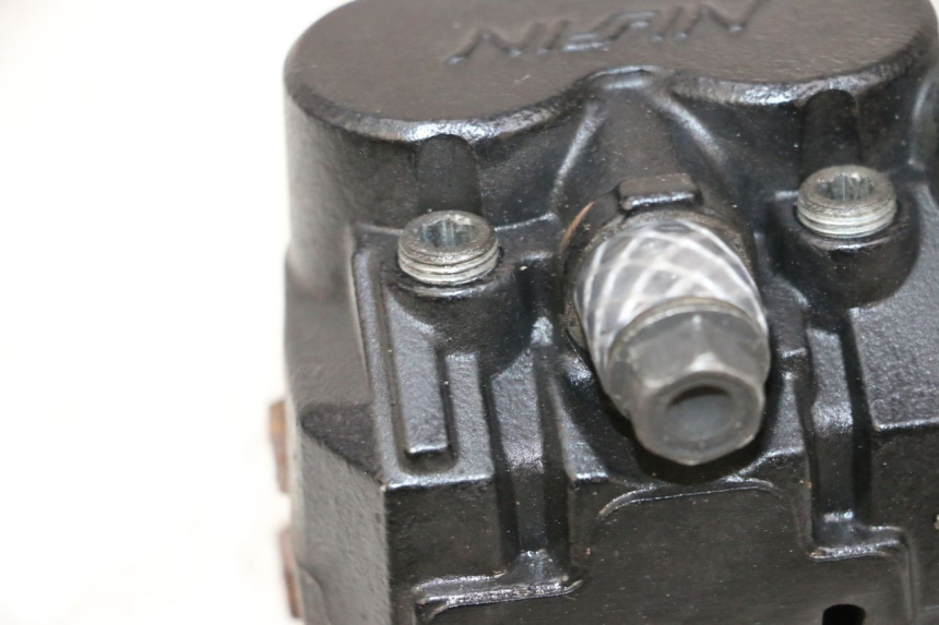 photo de PINÇA DE TRAVÃO TRASEIRA PEUGEOT SATELIS 125 (2013 - 2018) - Outro ângulo de visão