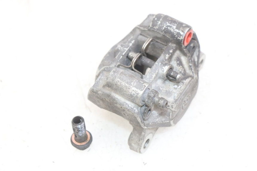 photo de PINÇA DE TRAVÃO TRASEIRA YAMAHA YP MAJESTY 125 (1998 - 2001) - Detalhe da peça