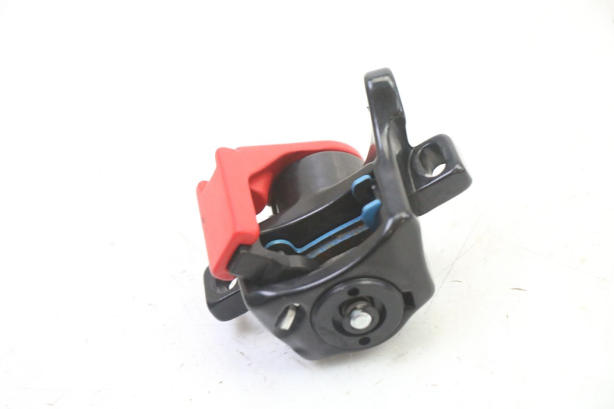 photo de PINÇA DE TRAVÃO TRASEIRA SEGWAY NINEBOT ZT3 PRO 1 - Outro ângulo de visão