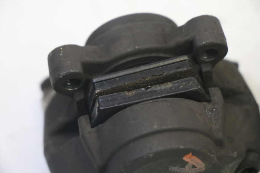 photo de PINÇA DE FREIO DIANTEIRA QUADRO 4 4D 350 (2015 - 2018) - Vista geral