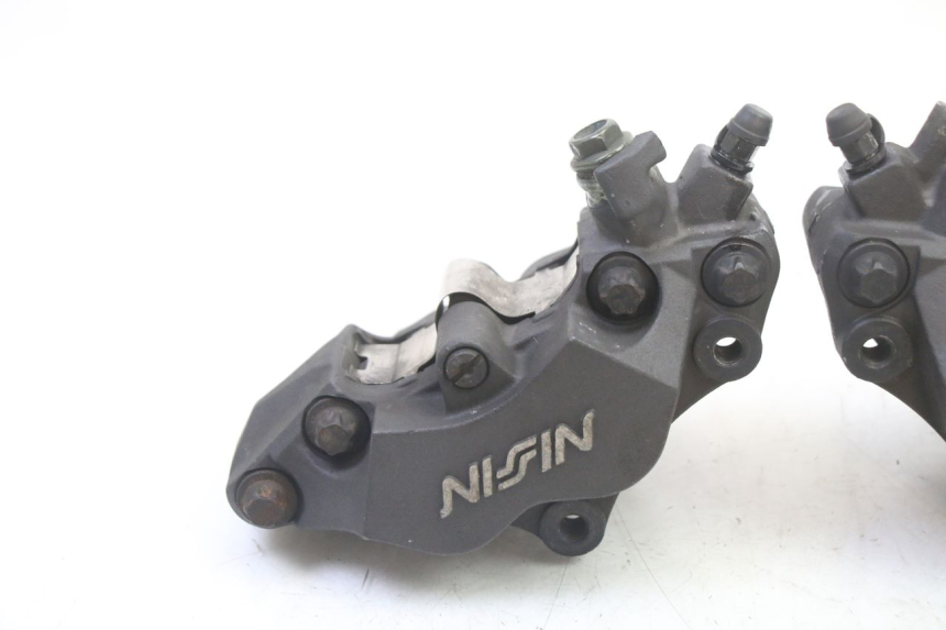 photo de PINÇA DE TRAVÃO DIANTEIRA HONDA CBR RR FIREBLADE 900 (1992 - 1994) - Detalhe da peça