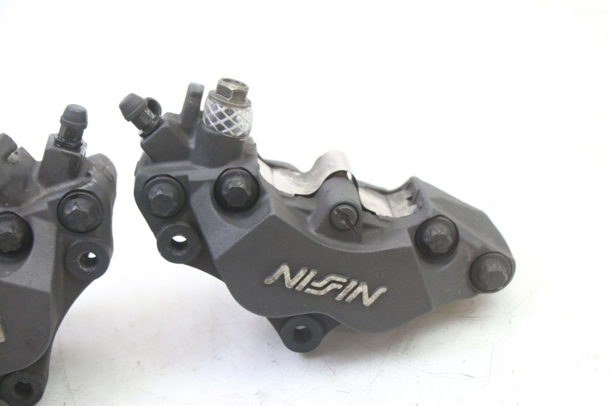photo de PINÇA DE TRAVÃO DIANTEIRA HONDA CBR RR FIREBLADE 900 (1992 - 1994) - Zoom do estado de desgaste