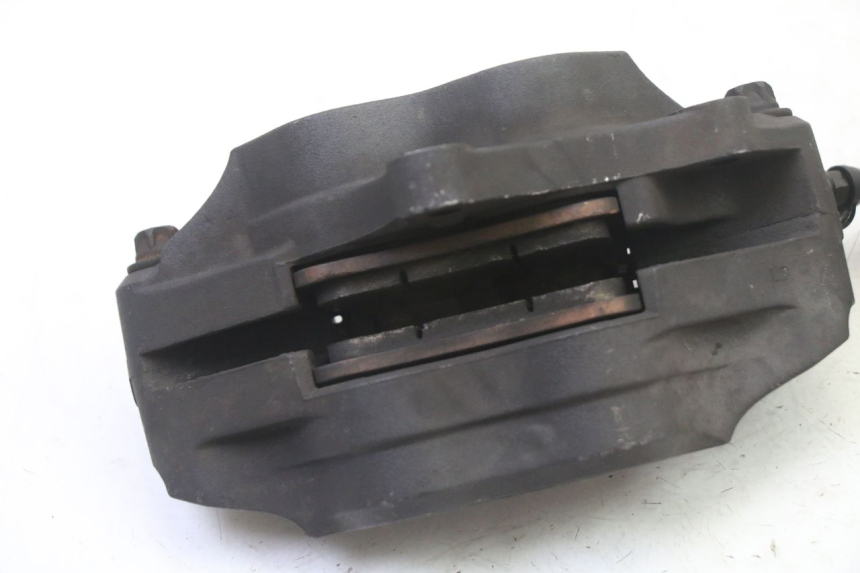 photo de PINÇA DE TRAVÃO DIANTEIRA HONDA CBR RR FIREBLADE 900 (1992 - 1994) - Estado da superfície