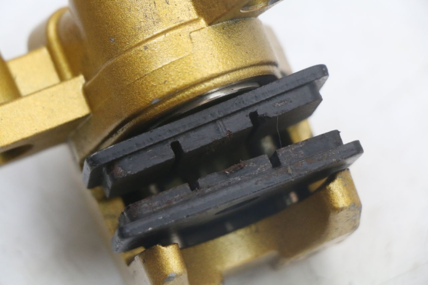photo de PINÇA DE FREIO DIANTEIRA LONCIN DIRT BIKE 125 - Pontos de fixação