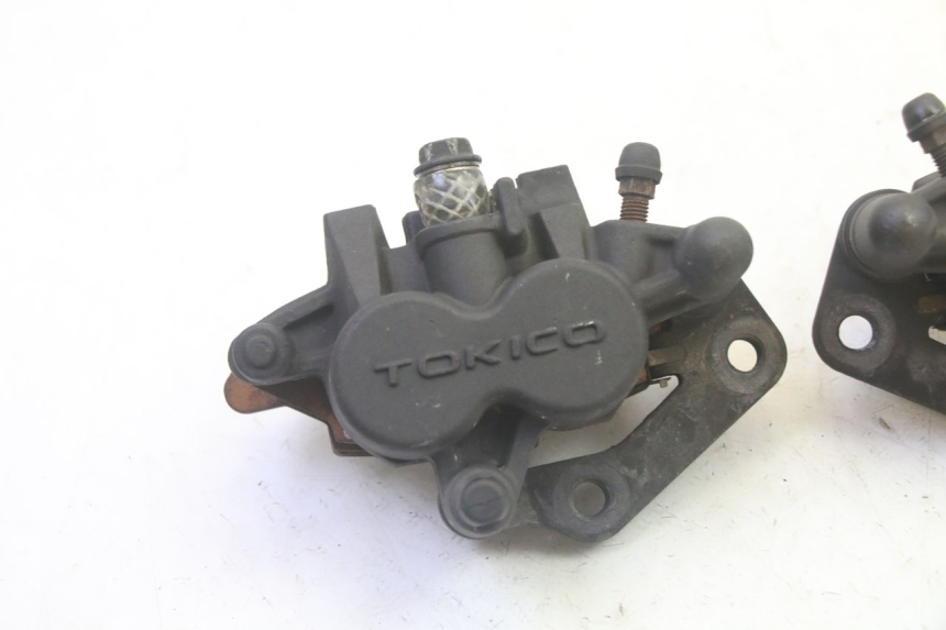 photo de PINÇA DE TRAVÃO DIANTEIRO SUZUKI DL V STROM 1000 (2002 - 2007) - Detalhe da peça