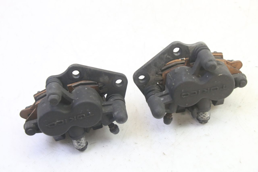 photo de PINÇA DE TRAVÃO DIANTEIRO SUZUKI DL V STROM 1000 (2002 - 2007) - Pontos de fixação