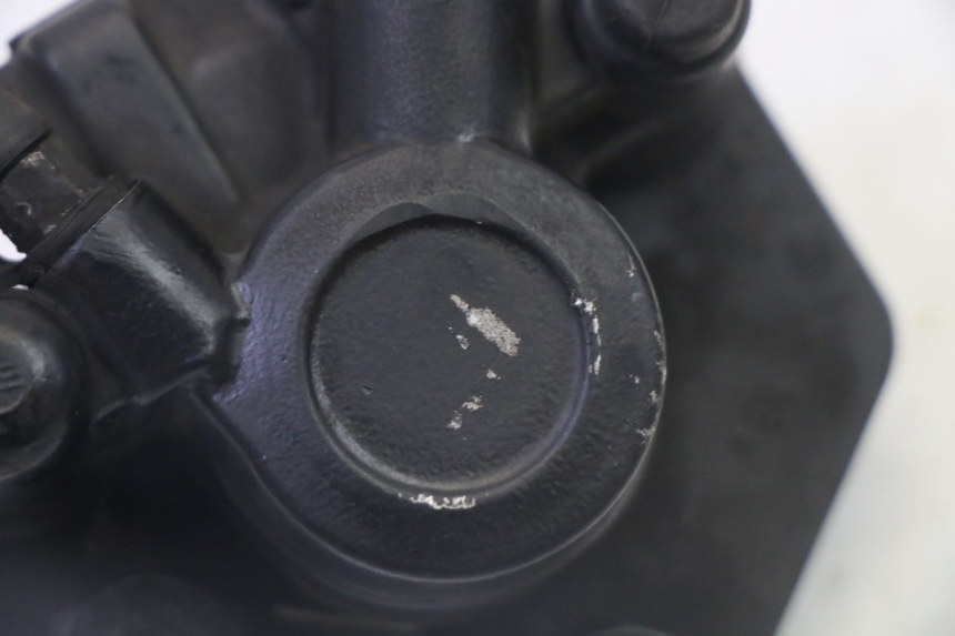 photo de PINÇA DE FREIO DIANTEIRA PEUGEOT ELYSTAR 50 (2002 - 2014) - Detalhe da peça