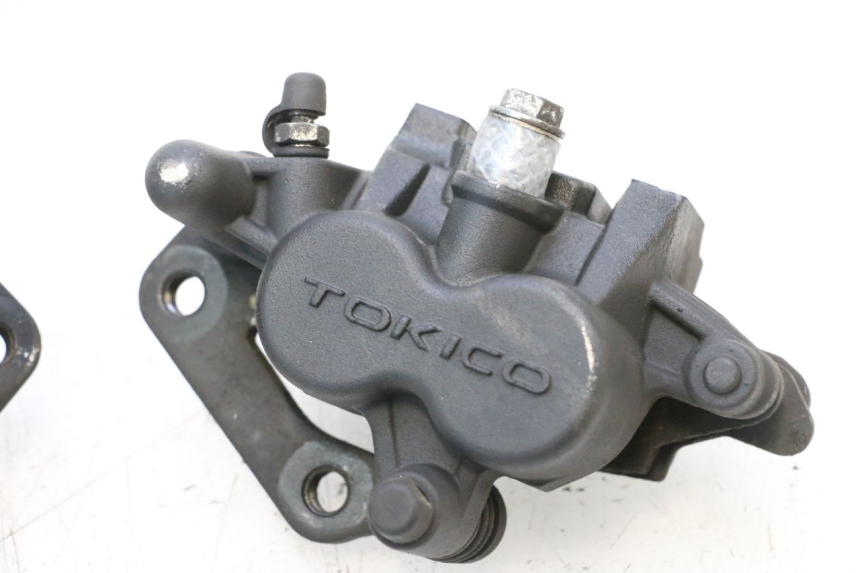 photo de PINÇA DE FREIO DIANTEIRA KAWASAKI ER-6 ER6 F ABS 650 (2012 - 2016) - Detalhes característicos