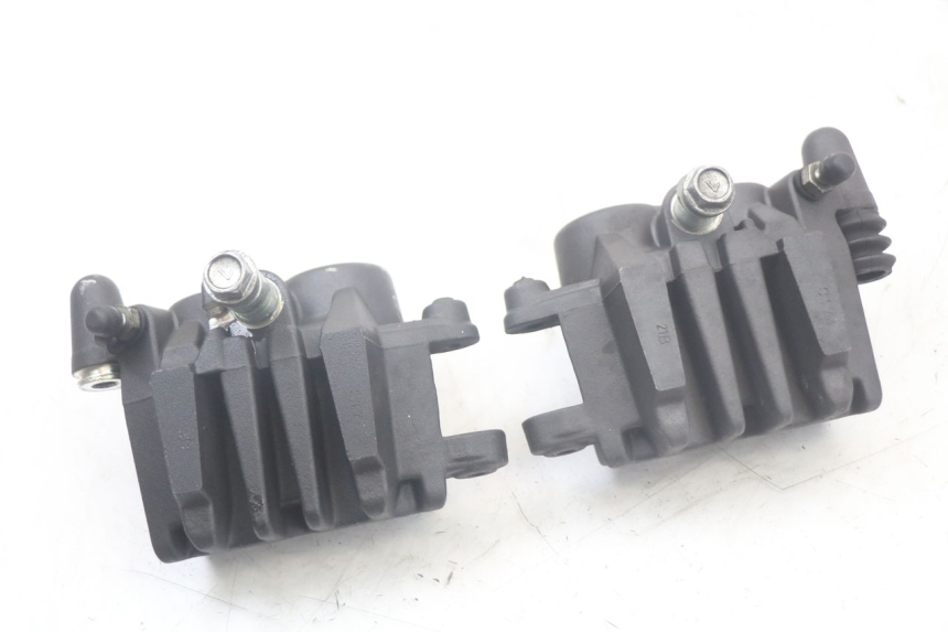 photo de PINÇA DE TRAVÃO DIANTEIRA KAWASAKI ER-6 ER6 N 650 (2012 - 2016) - Zoom do estado de desgaste
