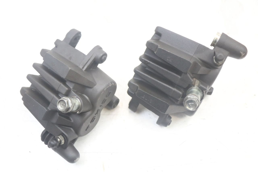 photo de PINÇA DE TRAVÃO DIANTEIRA KAWASAKI ER-6 ER6 N 650 (2012 - 2016) - Outro ângulo de visão