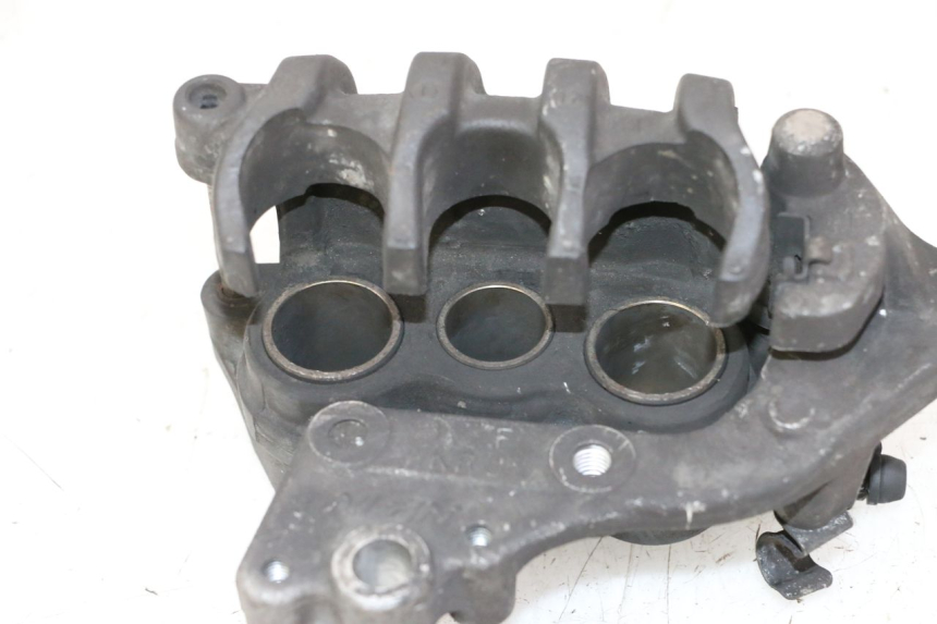 photo de PINÇA DE FREIO DIANTEIRA HONDA FES S-WING SWING ABS 125 (2007 - 2015) - Vista geral
