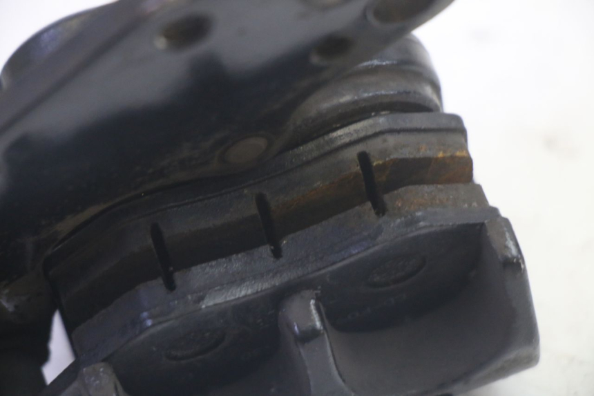 photo de PINÇA DE FREIO DIANTEIRA SYM FIDDLE 3 III 125 (2014 - 2020) - Pontos de fixação