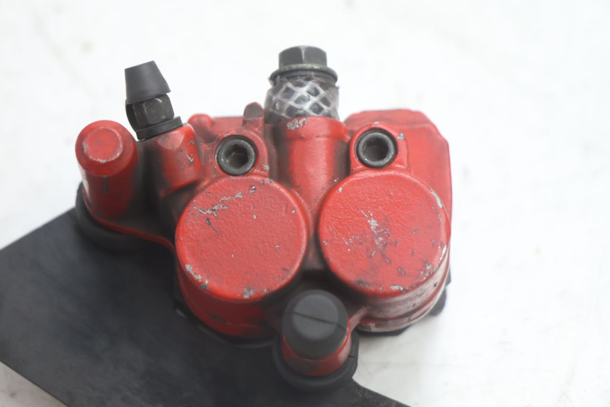 photo de PINÇA DE FREIO DIANTEIRA SYM FIDDLE 3 III 50 (2014 - 2020) - Detalhe da peça