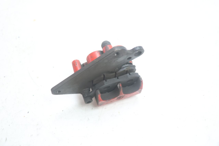 photo de PINÇA DE FREIO DIANTEIRA SYM FIDDLE 3 III 50 (2014 - 2020) - Pontos de fixação