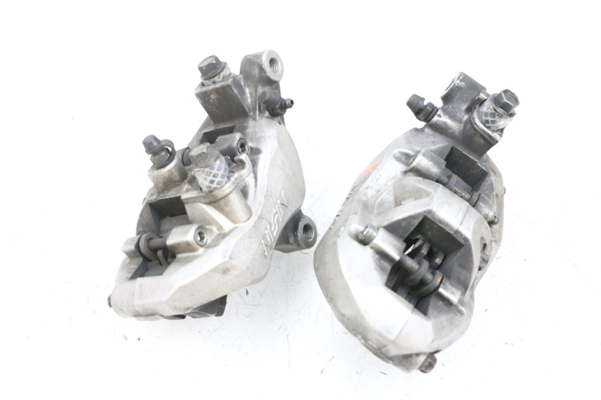 photo de PINÇA DE FREIO DIANTEIRA YAMAHA FJR ABS 1300 (2006 - 2012) - Marcações e referências