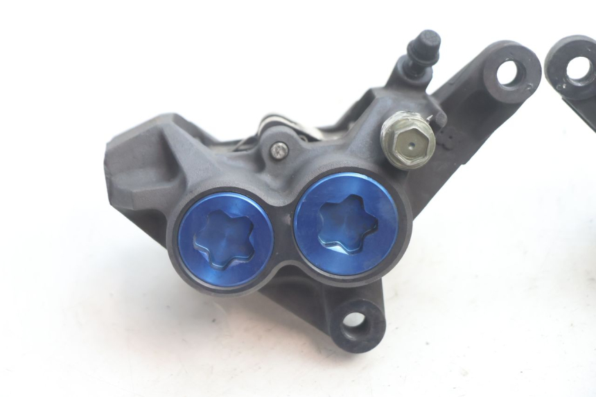 photo de PINÇA DE FREIO DIANTEIRA YAMAHA FJR 1300 (2001 - 2005) - Detalhe da peça