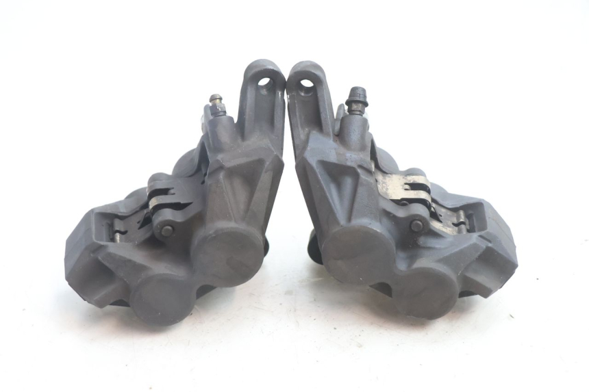 photo de PINÇA DE FREIO DIANTEIRA YAMAHA FJR 1300 (2001 - 2005) - Vista geral