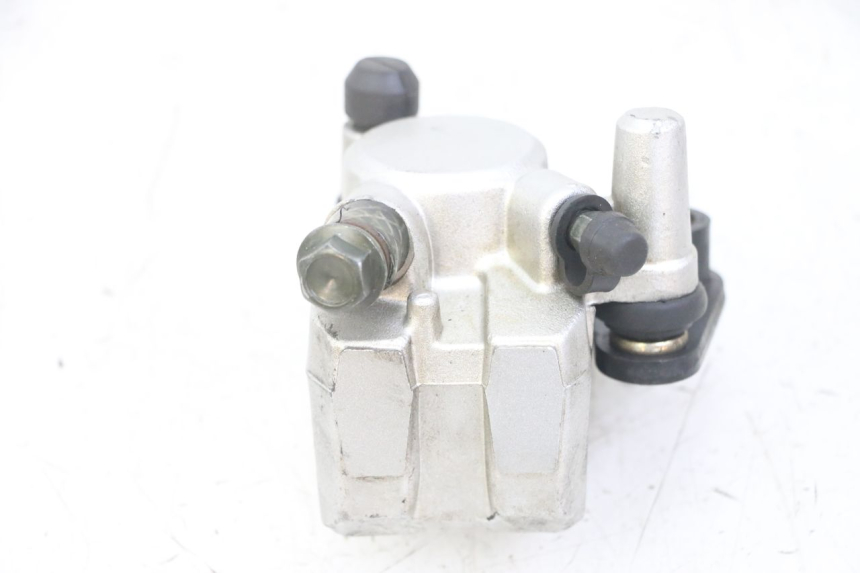 photo de PINÇA DE FREIO DIANTEIRA VENESI FLY RETRO 4T 50 (2020 - 2025) - Pontos de fixação