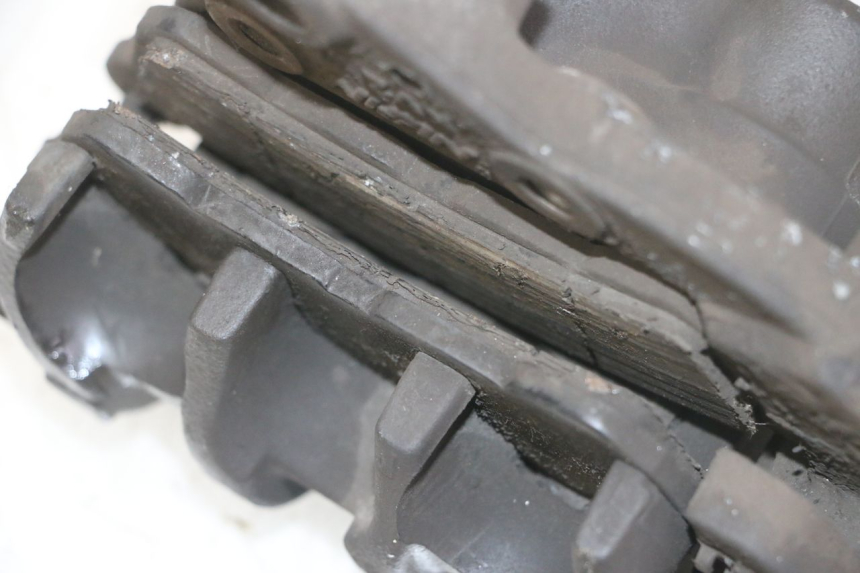 photo de PINÇA DE FREIO DIANTEIRO HONDA FORZA ABS 300 (2013 - 2017) - Outro ângulo de visão