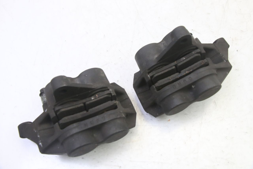 photo de PINÇA DE FREIO DIANTEIRA YAMAHA FZ6 FAZER S2 600 (2007 - 2011) - Pontos de fixação