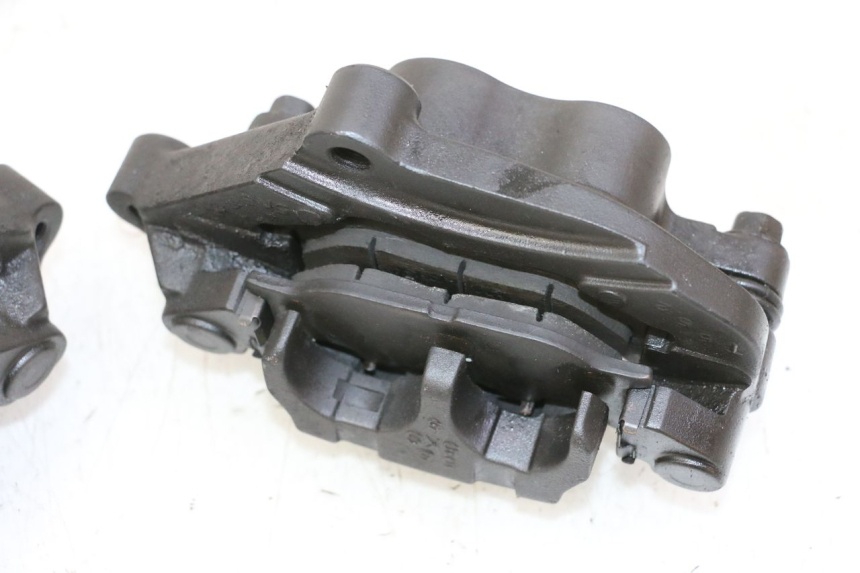 photo de PINÇA DE TRAVÃO DIANTEIRA YAMAHA FZ6 N FAZER 600 (2004 - 2006) - Ampliação técnica
