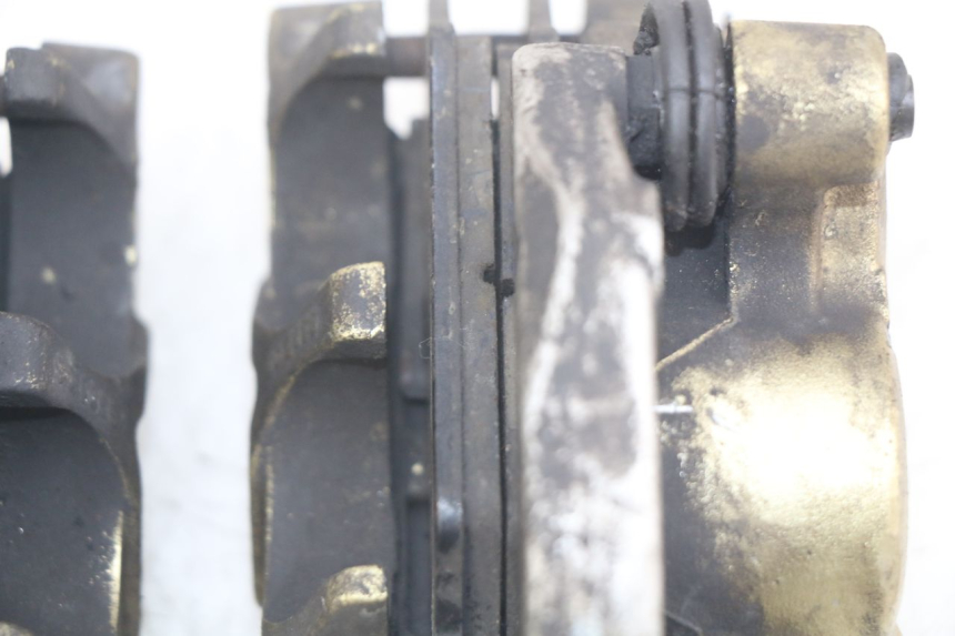 photo de PINÇA DE FREIO DIANTEIRA GILERA GP 800 (2007 - 2013) - Ampliação técnica