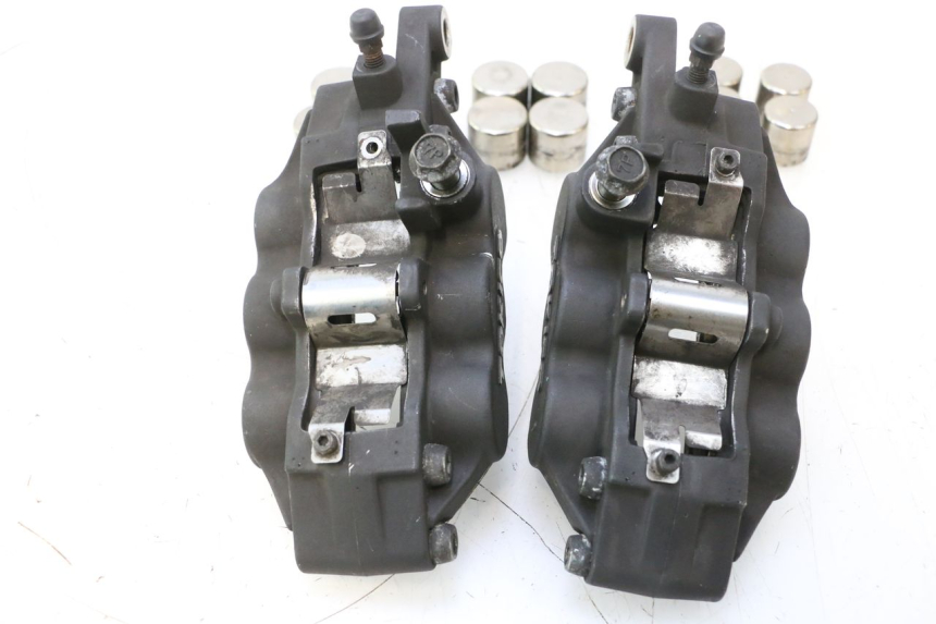 photo de PINÇA DE FREIO DIANTEIRA SUZUKI GSF N BANDIT 1200 (2001 - 2005) - Detalhe da peça