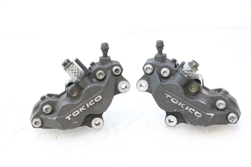 photo de PINÇA DE FREIO DIANTEIRA SUZUKI GSR 600 (2005 - 2012) - Vista principal