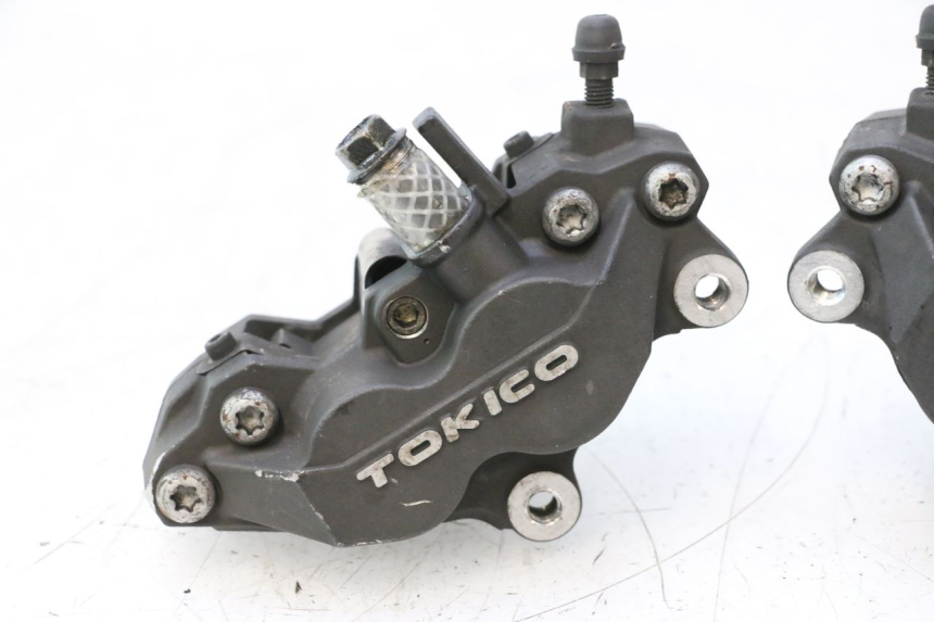 photo de PINÇA DE FREIO DIANTEIRA SUZUKI GSR 600 (2005 - 2012) - Peça verificada