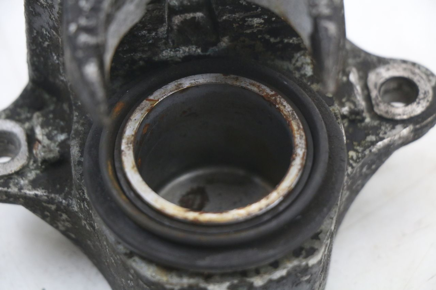 photo de PINÇA DE FREIO DIANTEIRA SUZUKI GSX E 250 (1982 - 1983) - Pontos de fixação