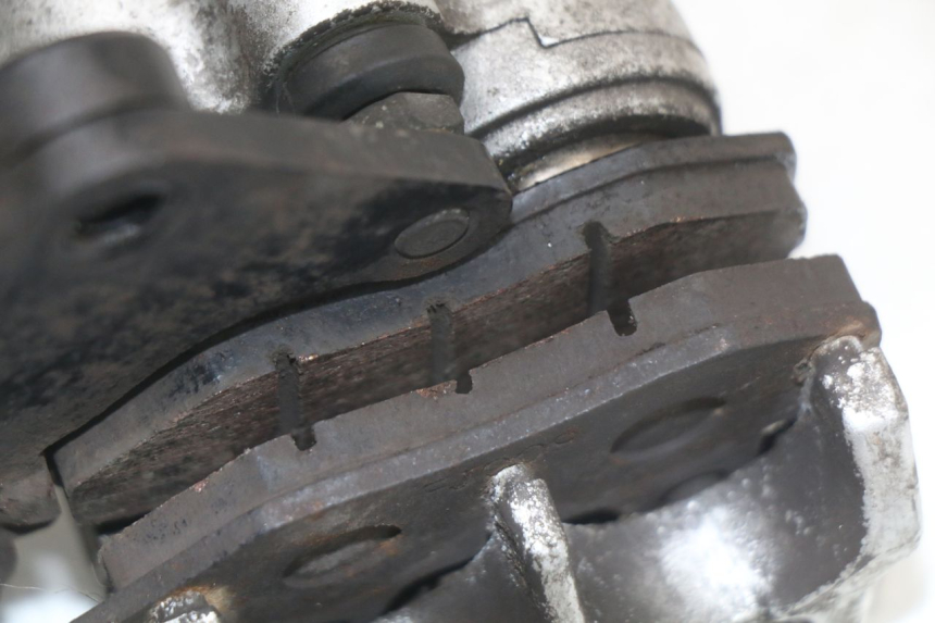 photo de PINÇA DE FREIO DIANTEIRA JINLUN JL HIGHLANDER 125 (2007 - 2015) - Pontos de fixação