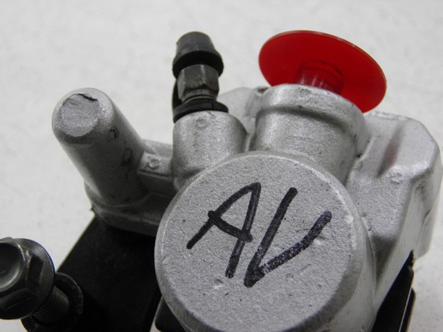 photo de PINÇA DE TRAVÃO DIANTEIRO JM MOTOR JULIA 50 (2010 - 2014) - Ampliação técnica