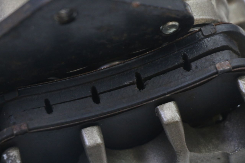 photo de PINÇA DE TRAVÃO DIANTEIRA KIDEN KD125-G 125 (2018 - 2022) - Pontos de fixação