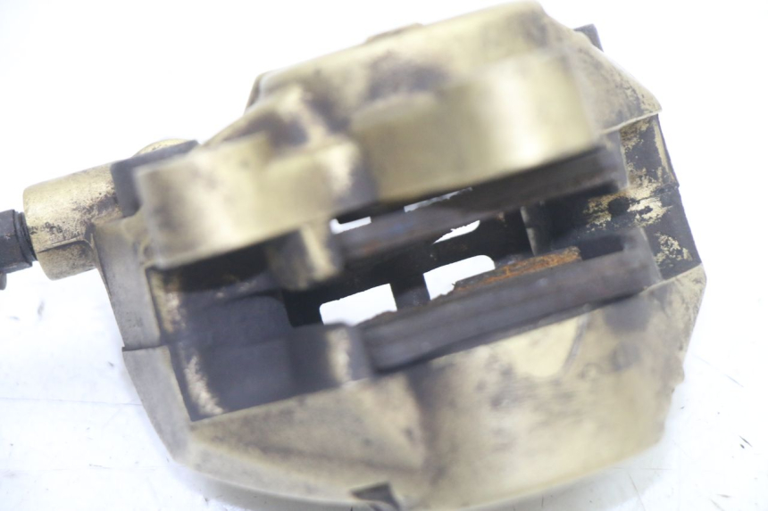 photo de PINÇA DE FREIO DIANTEIRA MBK BOOSTER NEXT GENERATION 50 (1995 - 1998) - Pontos de fixação