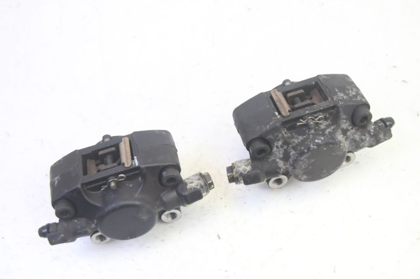 photo de PINÇA DE FREIO DIANTEIRA PIAGGIO MP3 HPE 350 (2018 - 2020) - Outro ângulo de visão