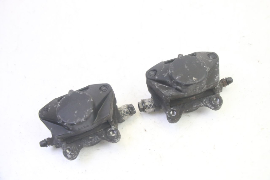 photo de PINÇA DE FREIO DIANTEIRA PIAGGIO MP3 HPE 350 (2018 - 2020) - Pontos de fixação
