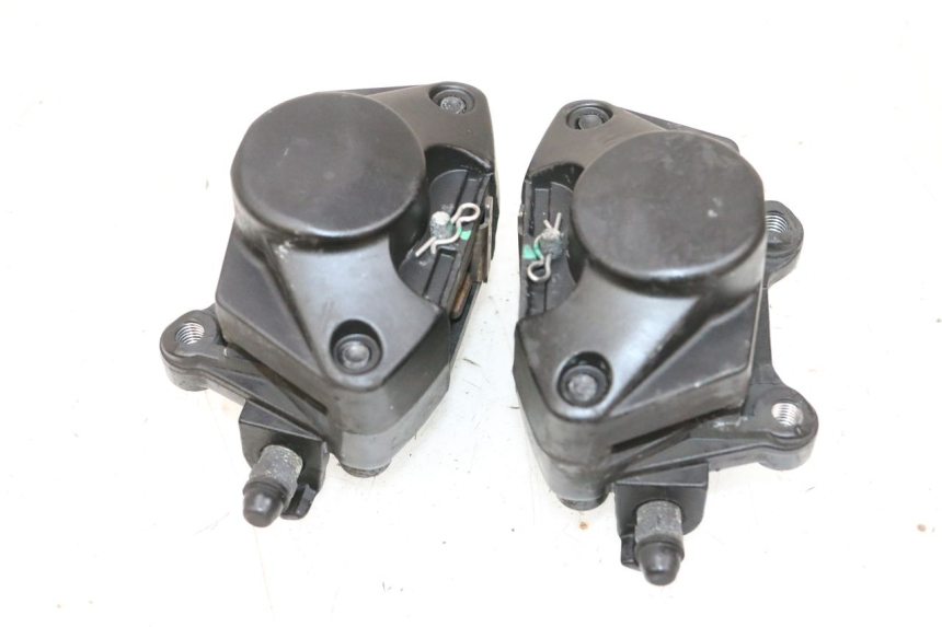 photo de PINÇA DE TRAVÃO DIANTEIRO PIAGGIO MP3 HPE 300 (2019 - 2026) - Detalhe da peça