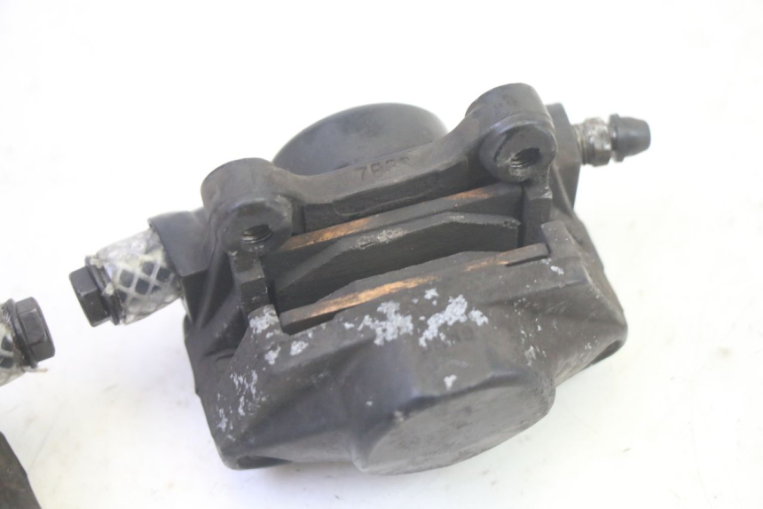 photo de PINÇA DE FREIO DIANTEIRA PIAGGIO MP3 500 (2016 - 2018) - Marcações e referências
