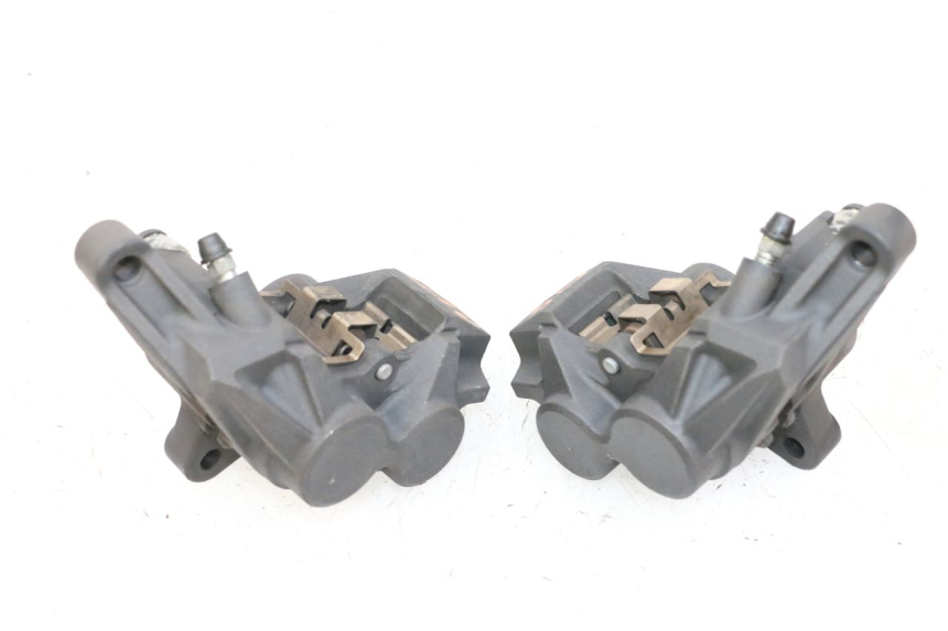 photo de PINÇA DE TRAVÃO DIANTEIRA YAMAHA MT-07 MT07 ABS 700 (2018 - 2020) - Pontos de fixação