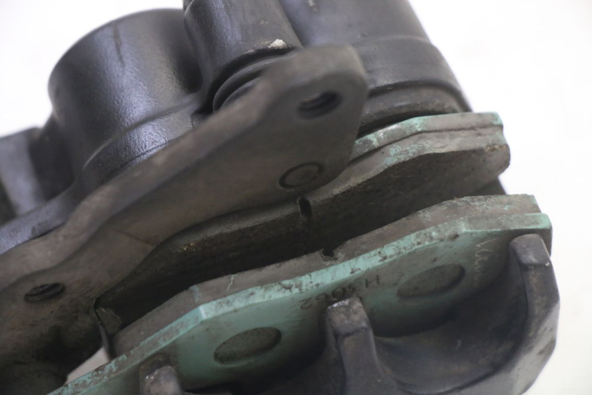 photo de PINÇA DE FREIO DIANTEIRA PIAGGIO NRG POWER PUREJET 50 (2018 - 2021) - Pontos de fixação