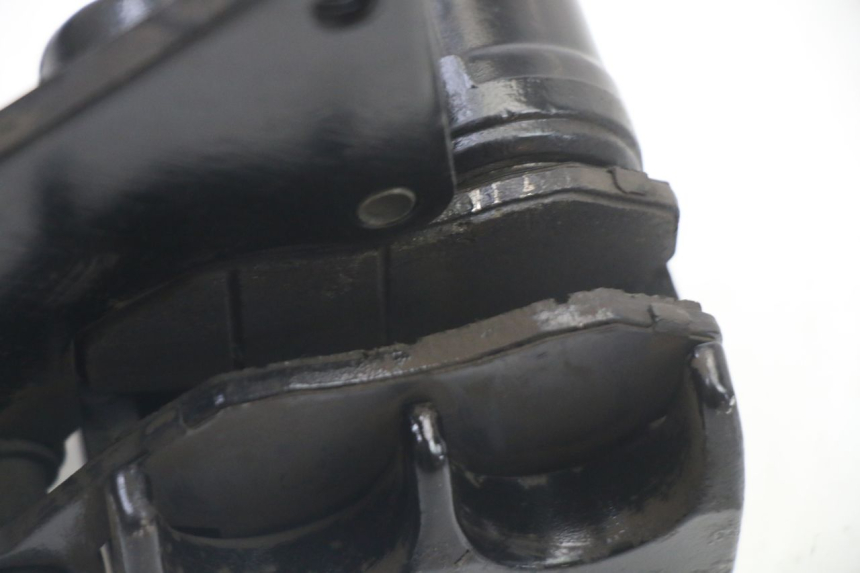 photo de PINÇA DE FREIO DIANTEIRA SYM ORBIT III 3 4T 50 (2021 - 2025) - Pontos de fixação