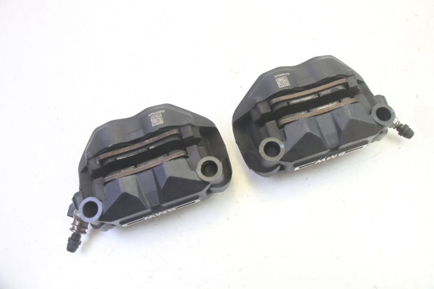 photo de PINÇA DE FREIO DIANTEIRA BMW R GS 1250 (2021 - 2024) - Pontos de fixação