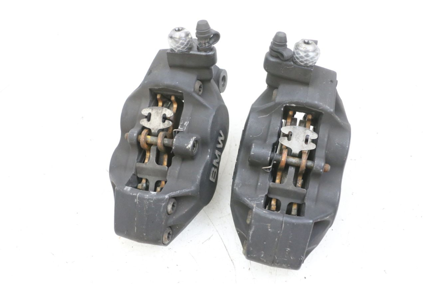 photo de PINÇA DE TRAVÃO DIANTEIRA BMW R RT ABS 1200 (2010 - 2014) - Detalhes característicos