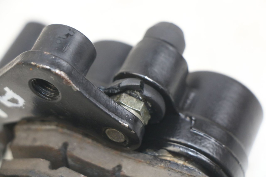 photo de PINÇA DE FREIO DIANTEIRA YAMASAKI RAPTOR 50 (2013 - 2018) - Zoom do estado de desgaste