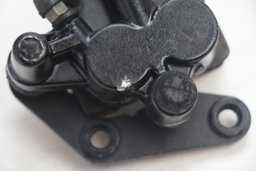 photo de PINÇA DE TRAVÃO DIANTEIRO APOLLO RFZ 140 - Detalhe da peça