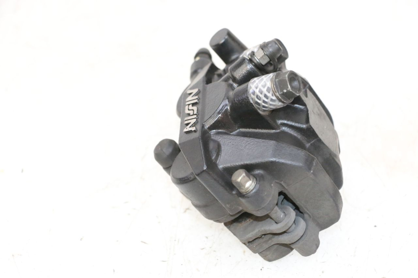 photo de PINÇA DE FREIO DIANTEIRA PEUGEOT SATELIS 125 (2013 - 2018) - Pontos de fixação