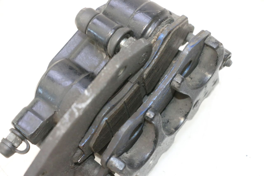 photo de PINÇA DE FREIO DIANTEIRA PEUGEOT SATELIS 125 (2013 - 2018) - Outro ângulo de visão
