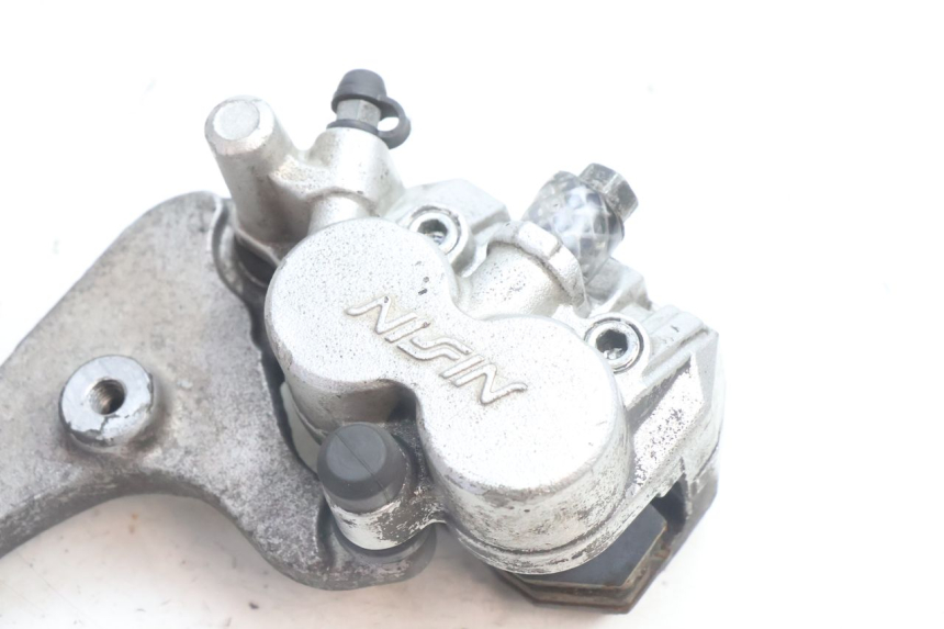 photo de PINÇA DE FREIO DIANTEIRA PEUGEOT SATELIS 125 (2006 - 2009) - Detalhe da peça