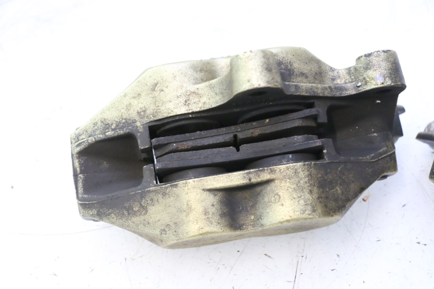 photo de PINÇA DE FREIO DIANTEIRA DUCATI SS IE DS CARENEE 1000 (2002 - 2006) - Pontos de fixação