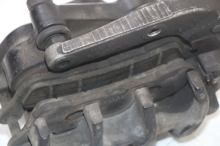 photo de PINÇA DE FREIO DIANTEIRA SUZUKI BURGMAN 125 (2007 - 2014) - Pontos de fixação